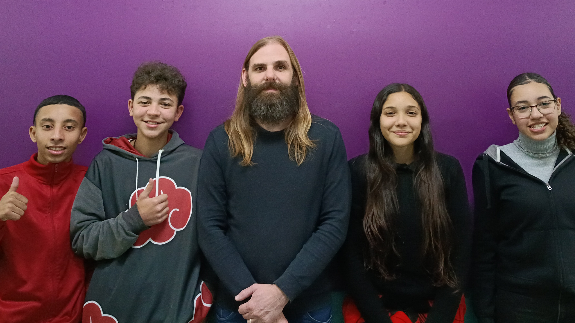 Foto da equipe da escola Alexandre Rodrigues Nogueira na Copa Futebol de Robôs CIEBP
