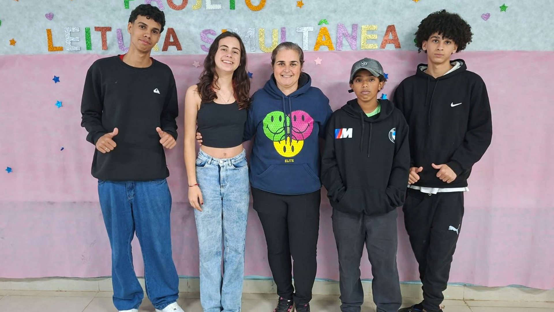 Foto da equipe da escola Levi Pereira Martins – Professor na Copa Futebol de Robôs CIEBP
